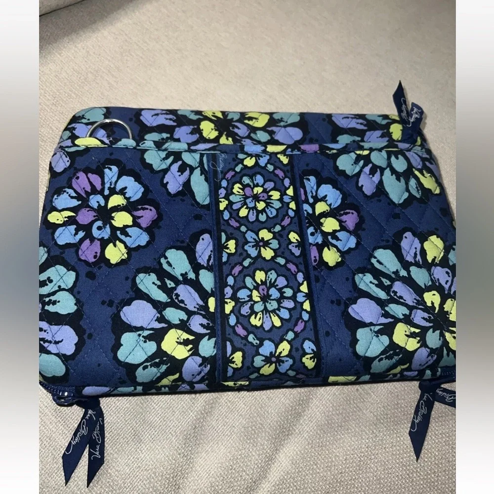 Vera Bradley Blue Bag Case Hard Shell Reader iPad Workstation Floral No strap